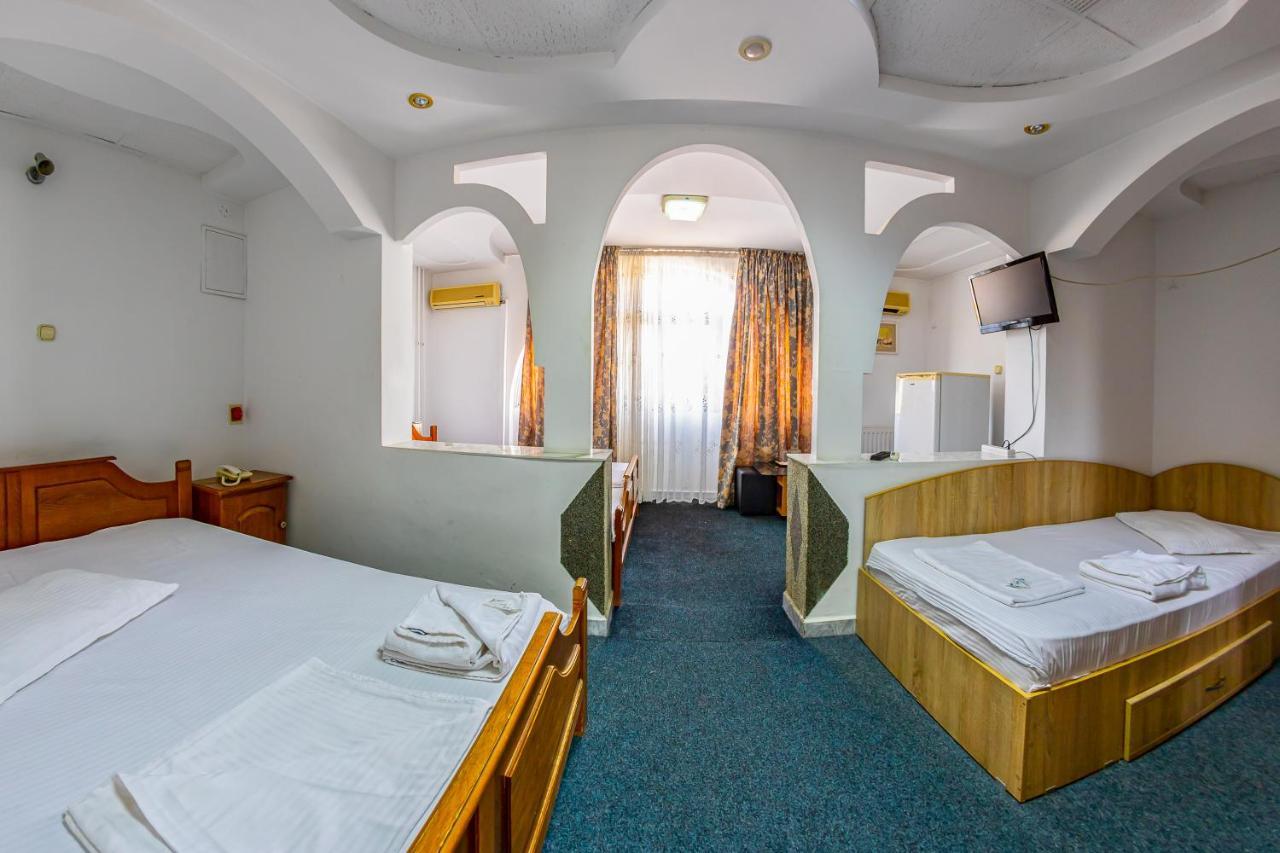 Motel Dasiana Târgu Jiu Eksteriør bilde