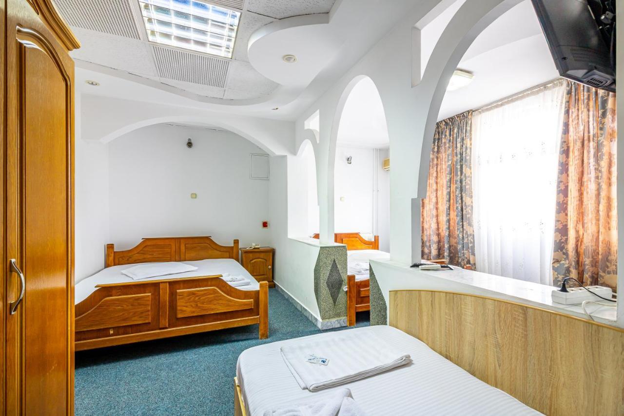 Motel Dasiana Târgu Jiu Eksteriør bilde