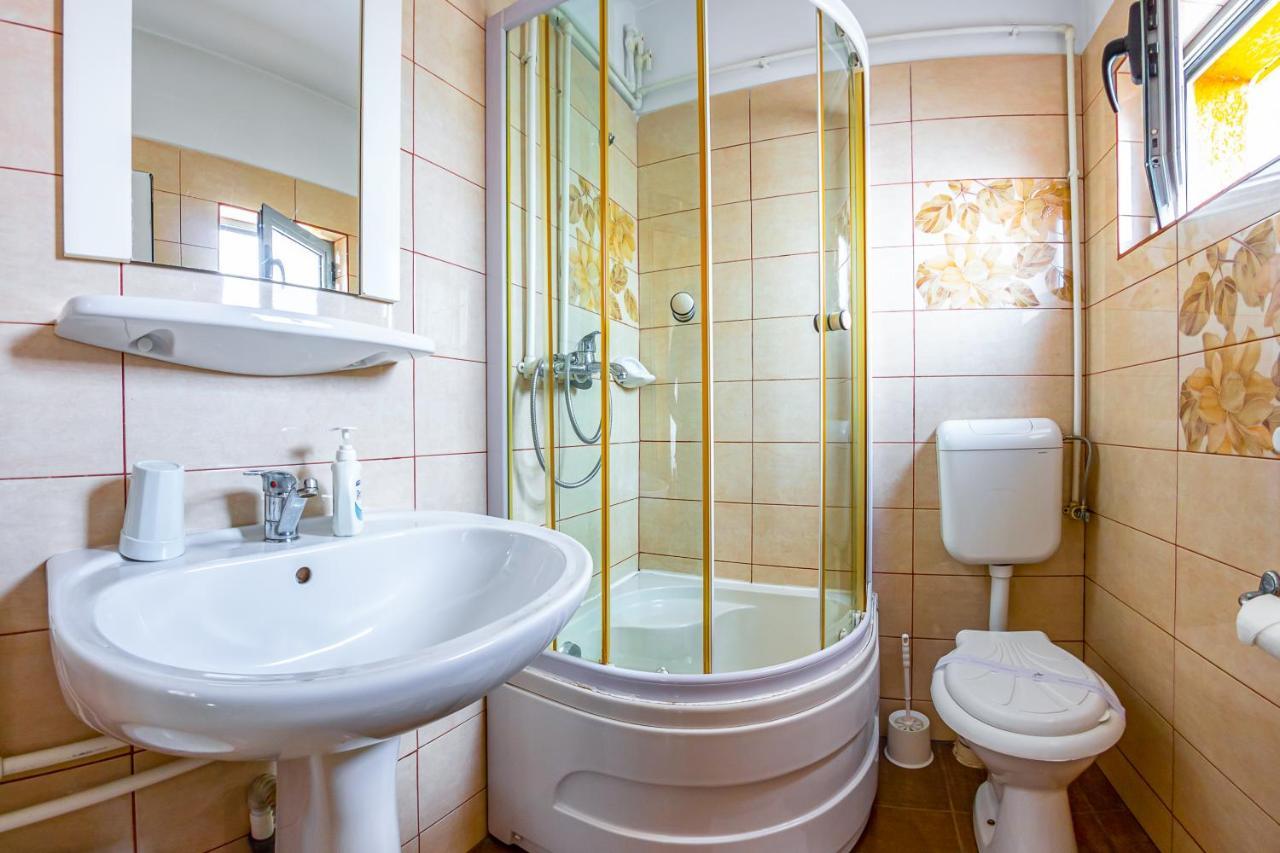 Motel Dasiana Târgu Jiu Eksteriør bilde