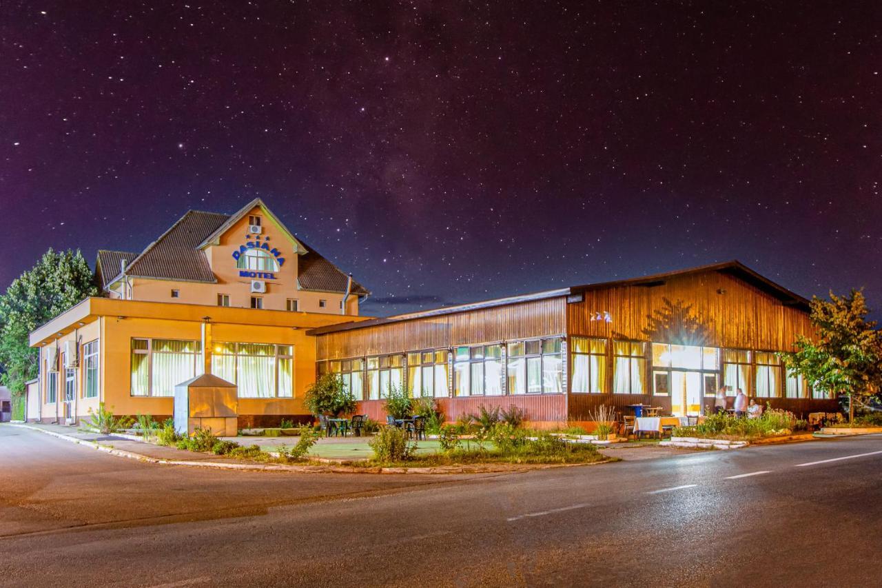 Motel Dasiana Târgu Jiu Eksteriør bilde