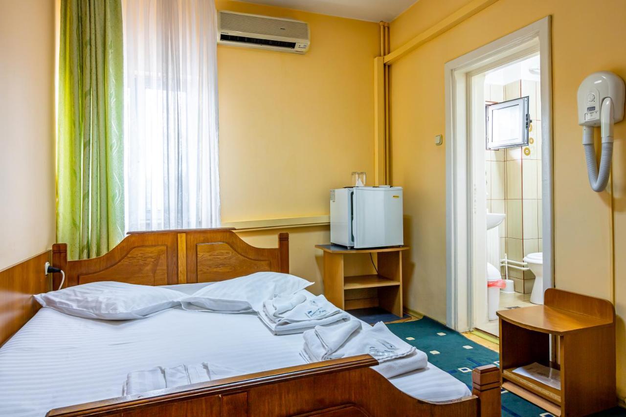 Motel Dasiana Târgu Jiu Eksteriør bilde