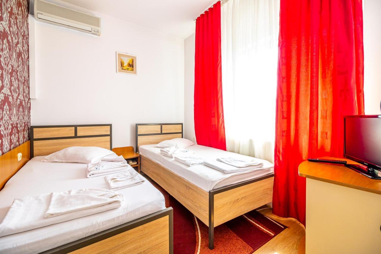 Motel Dasiana Târgu Jiu Eksteriør bilde